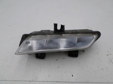 Feu diurne avant gauche