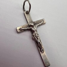 Ancien pendentif crucifix en
