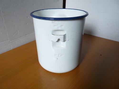 Ancien matériel médical pot - ancien,