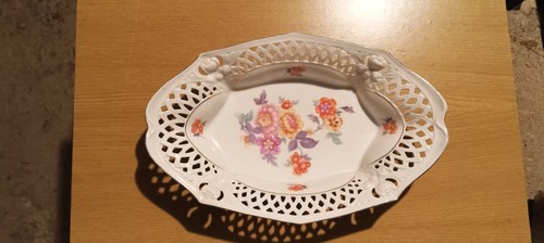 Plat ovale creux - , porcelaine