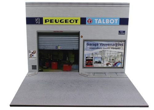 006 diorama garage - |,