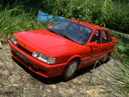 Renault turbo r21 rouge - 21,