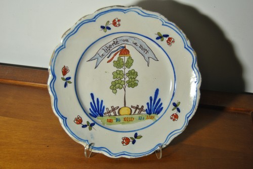 Assiette 20 siècle - ,