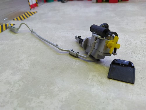 Moteur peugeot 403 1957 - 1/18,
