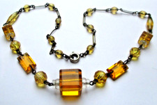 Ancien Collier couleur or perles résine jaune ambrée unique bijou vintage 5613