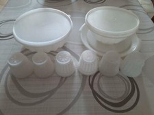 TUPPEWARE lot de 2 moules