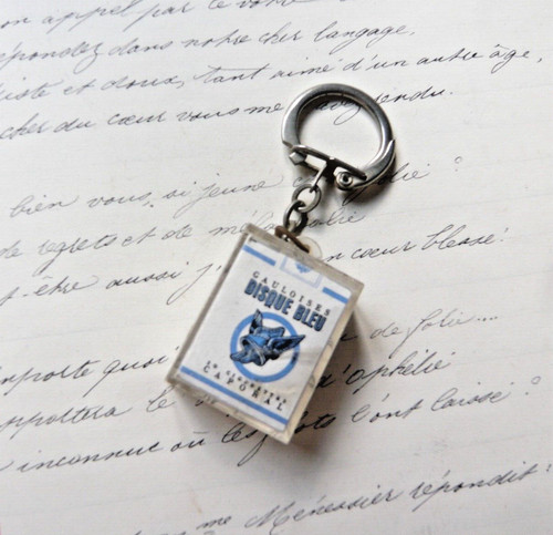 Porte clés cigarettes - porte,