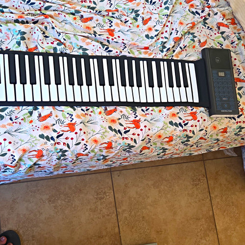 Learnmusic hand roll up - hand,