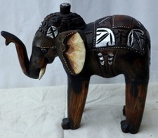 Éléphant en Bois Fabriqué Et Peint à la Main Sacré Hindou CM 30x12x26h Bouddha