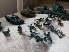 CHAR , TANK EN PLASTIQUE , CAMION MILITAIRE , SOLDATS