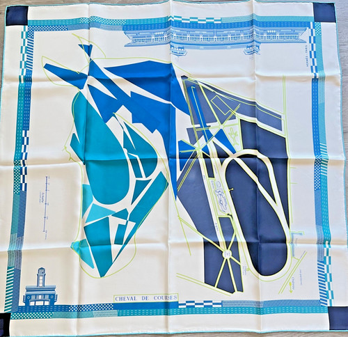 Foulard/Carré/Chale★HERMÈS