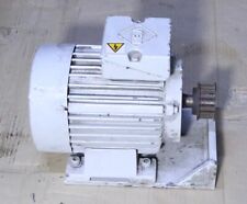 VEM KPER 80 moteur triphasé 0,55kW avec support.