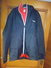 veste hiver doudoune wed'ze décathlon  taille L occasion TBE  avec capuche zippé