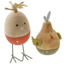 Figurines en bois la poule et
