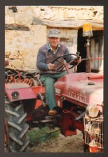 TURNAC (24) TRACTEUR FARMALL F137D & FERMIER