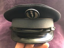 Police : ancienne casquette de la police française  - CRS - obsolète