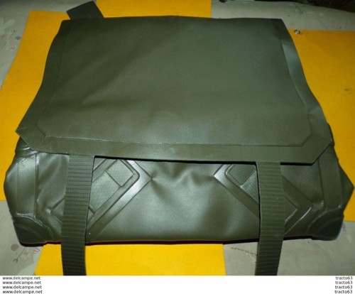 Musette militaire plastique - militaire, en