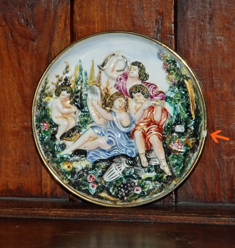Assiette décorative - , en