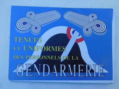 Tenue uniformes des - tenue,