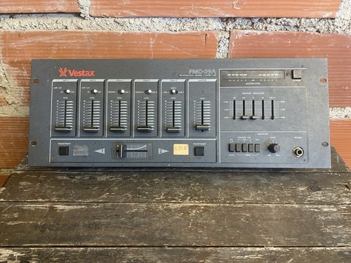 Table mixage console - de, dj