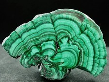 MALACHITE, TRANCHE POLIE SUR LES 2 FACES - KATANGA, CONGO - 6,8 x 4,9 cm - 65 g