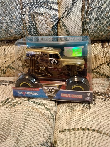 Hot wheels monster jam gold
