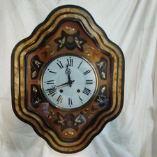 ancien oeil de boeuf avec nacre incrustée sonnerie gong avec balancier et clé