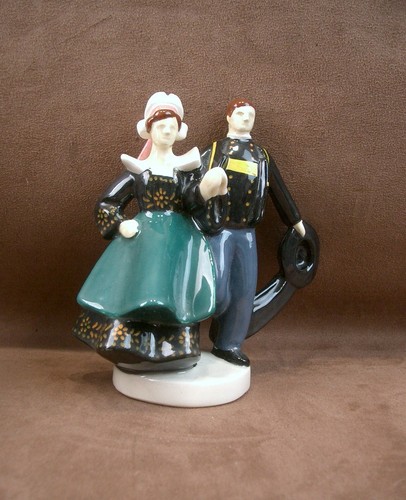 Couple danseurs bretonsen - couple,