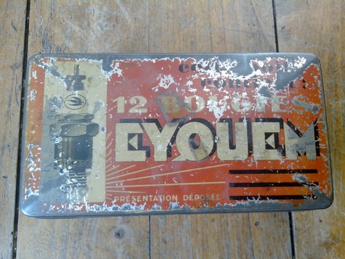 Ancienne boite tole bougie - ancienne,