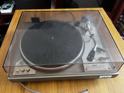 Lecteur vinyle akai - vinyle, ap206c