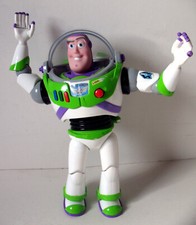 Robot BUZZ L'ECLAIR 30½cm articulé TOY STORY Disney store Parlant Anglais + Leds