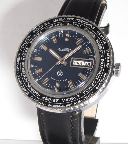 Montre bracelet soviétique - ☭montre-bracelet,