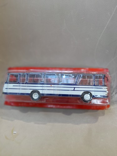 Auautobus barreiros aec de - /,
