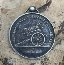 349u ANCIENNE MEDAILLE DES