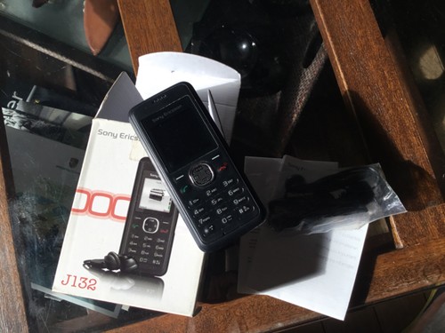 Lot telephones 2 - 3,