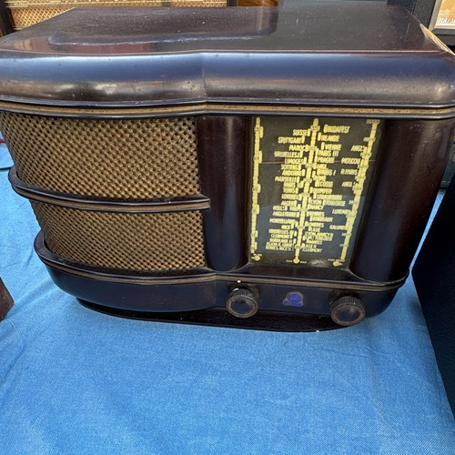 Radio radiola vintage - radio, ancienne