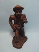 Santon homme en résine effet bois sculpté