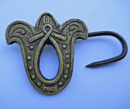 Crochet tablier bourrelier - crochet,