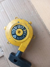 lanceur débroussailleuse