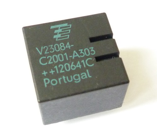 Relais v23084 c2001 - v23084,