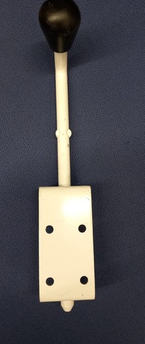 Verrou pour porte sectionnelle