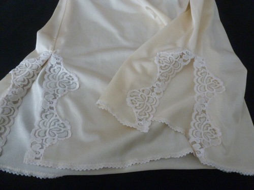 Joli jupon vintage jolie - vintage,