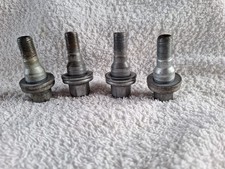 Vis,  Goujon de roue pour