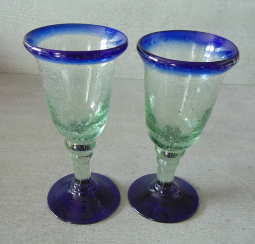 Verres pied en - 2,