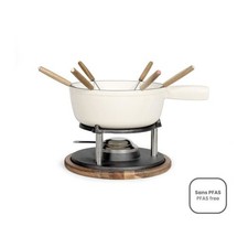 Service a fondue tradition -