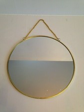 superbe miroir rond en métal doré avec  sa chainette   