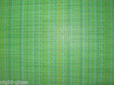 1 ROULEAU DE PAPIER PEINT