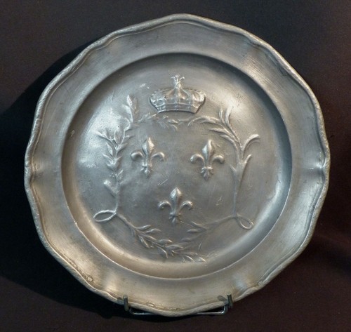 Rare plat étain - étain, 18ème