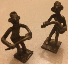 2 figurines musiciens africains djembe 7 a 7,5cm ( art ethnique africains )