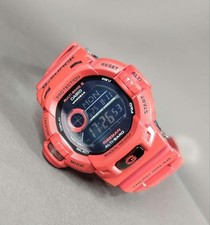 Montre numérique solaire pour